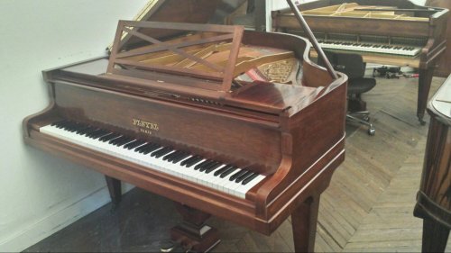 piano-pleyel-modele-F-revise-occasion-chez-pianos-balleron-paris